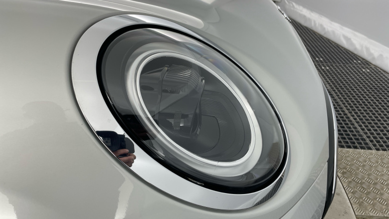 MINI Convertible 1.5 Cooper Classic Premium Plus 2dr Auto Petrol Convertible